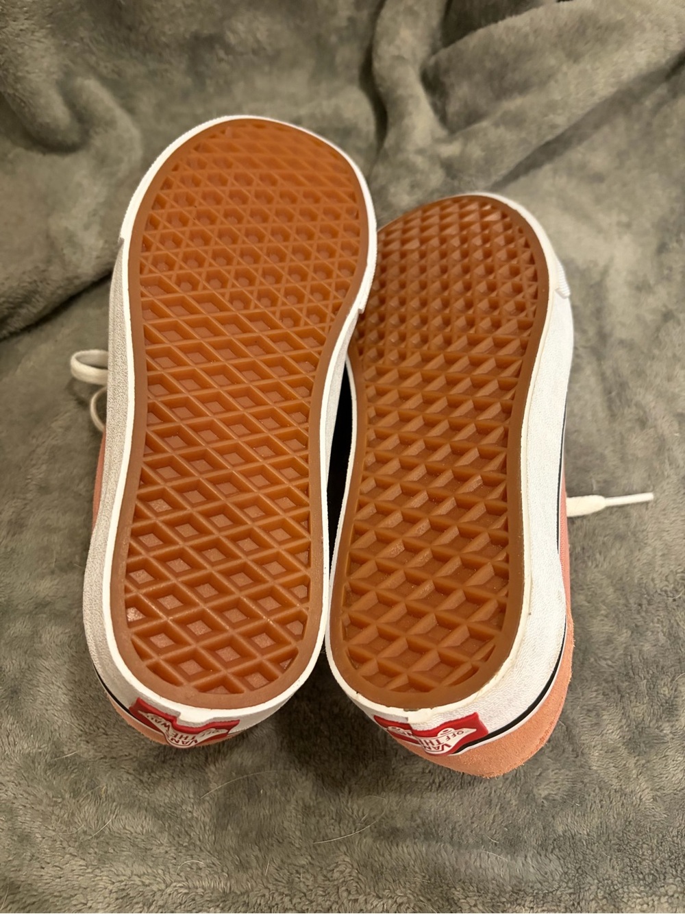 Vans Old Skool Sneakers in Rose Pink and White - Picture 5 of 5